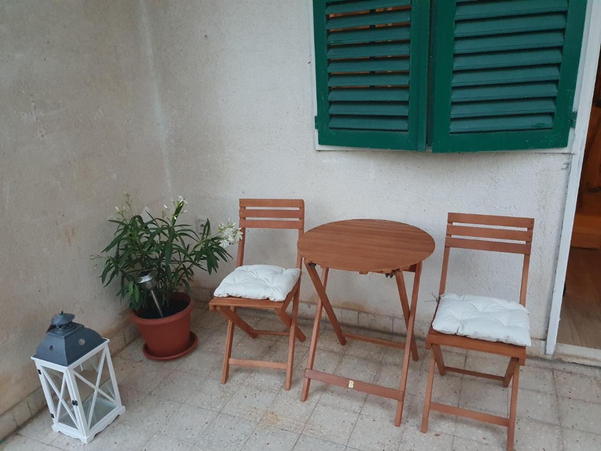 Apartment Lana Trogir Bagian luar foto