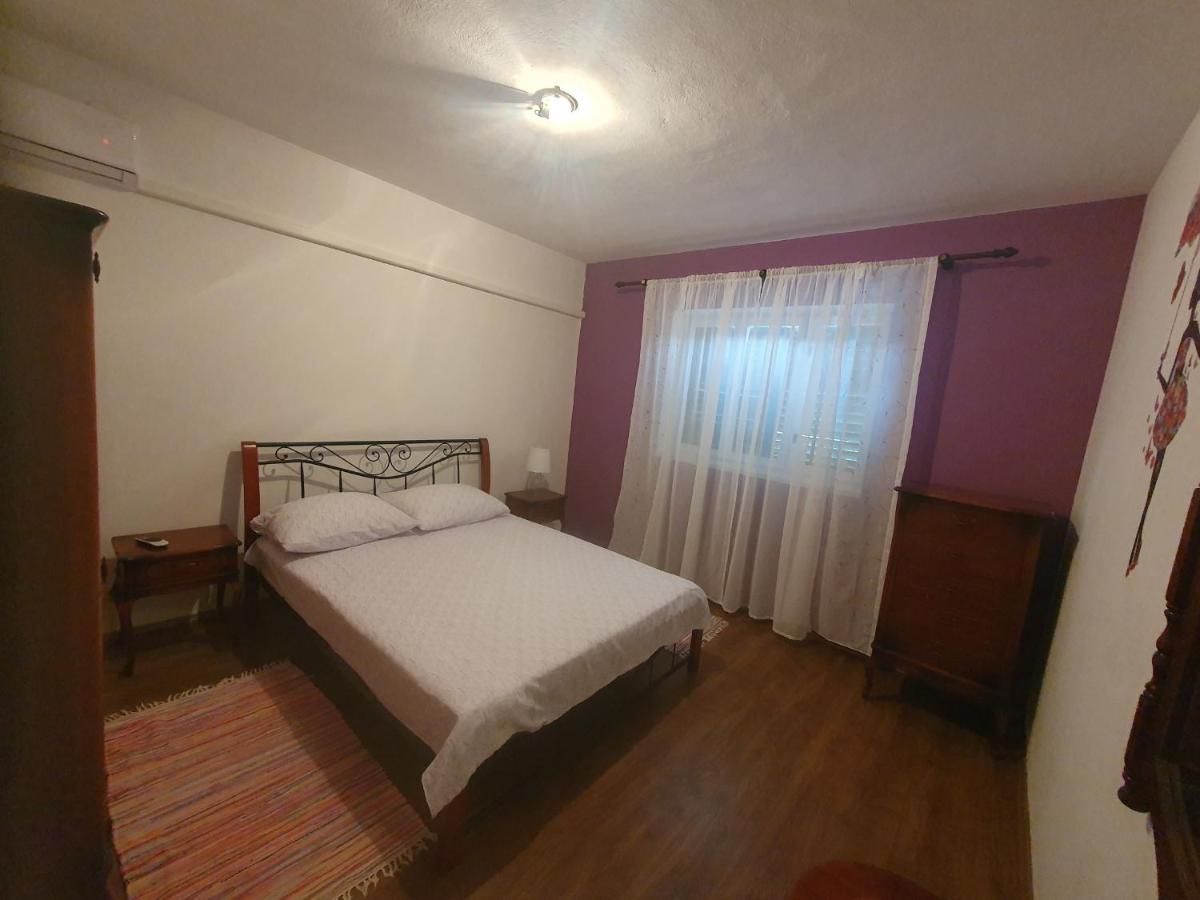 Apartment Lana Trogir Bagian luar foto