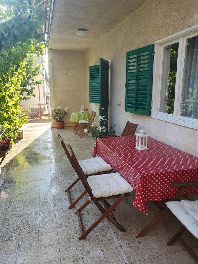 Apartment Lana Trogir Bagian luar foto